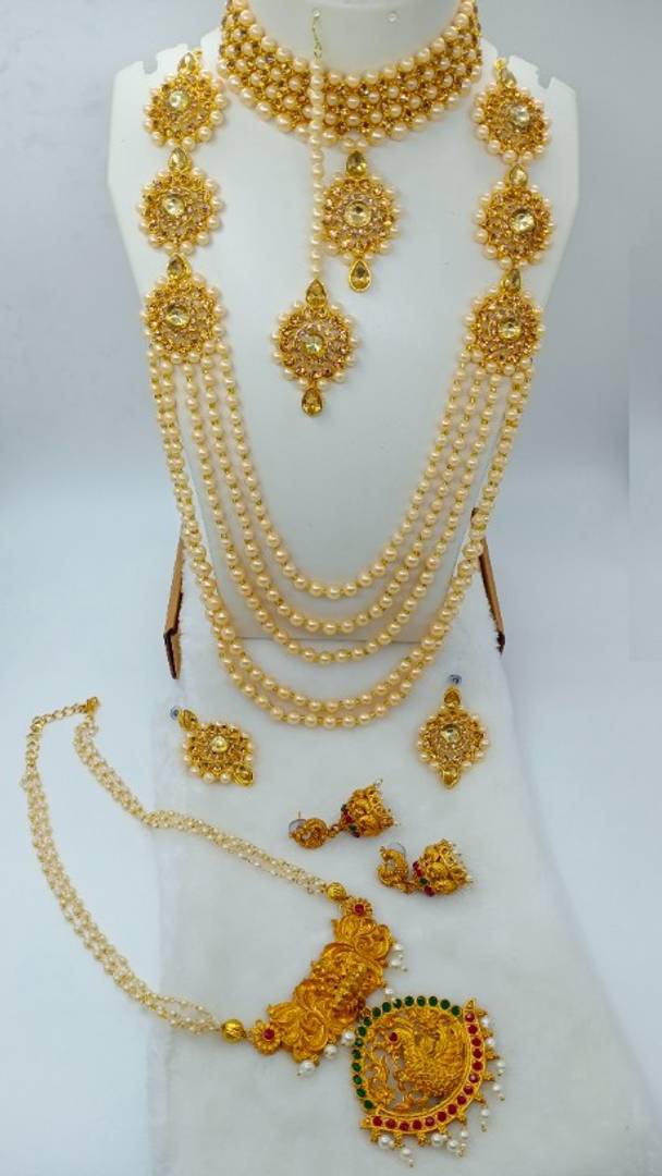 Stylish Women Alloy Jewellery Sets